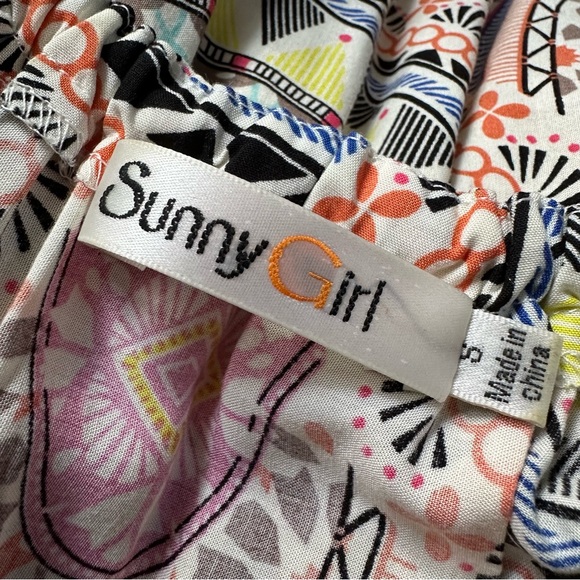 Sunny Girl Multi Colored Geometrical High-Neck Maxi Dress with Belt - Picture 5 of 6